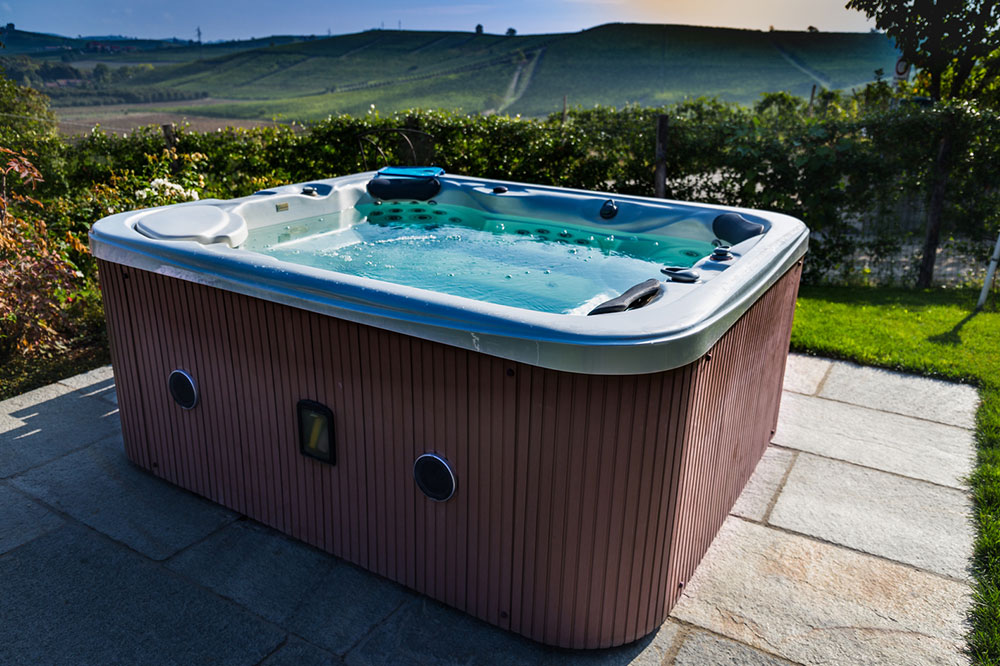 4 Helpful Tips for Buying A Hot Tub